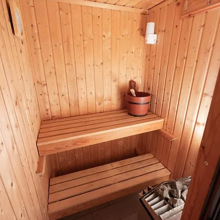 Il Giglio Con Vasca Idromassaggio E Sauna Predappio