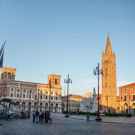 Il Giglio Con Vasca Idromassaggio E Sauna Predappio